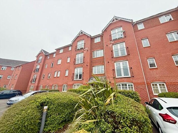 2 Bedroom Flat To Rent In Worsdell House, Blount Close, CW1