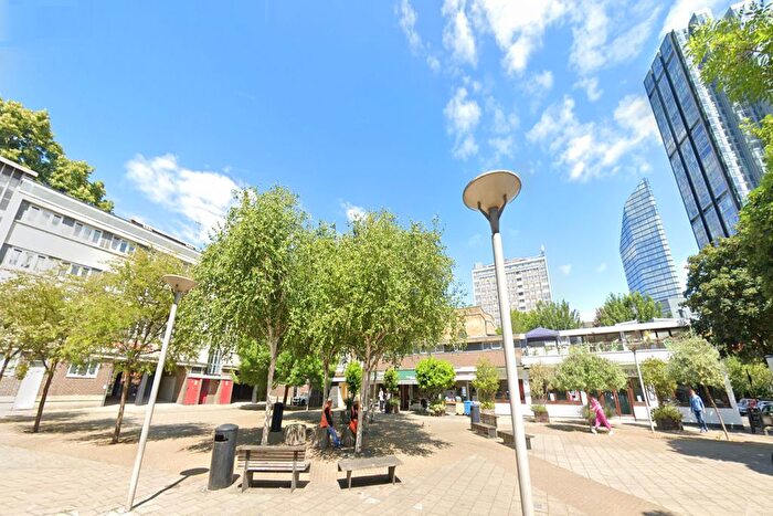 4 Bedroom Flat To Rent In Barnabas House, EC1V