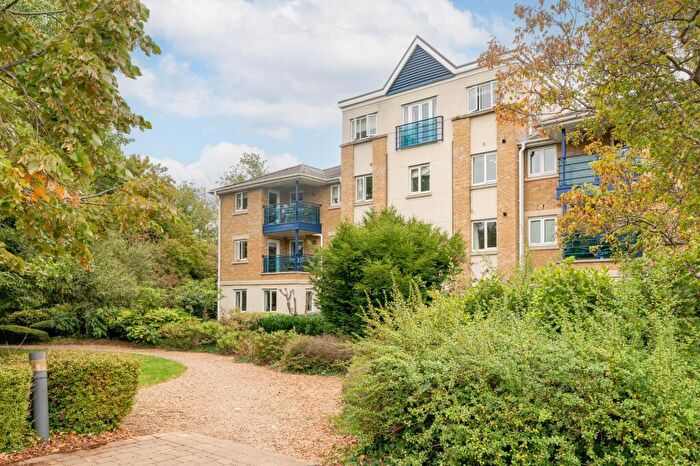 2 Bedroom Flat For Sale In Frenchay Road, Oxford, OX2