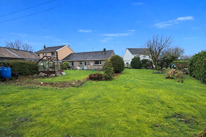 3 Bedroom Bungalow For Sale In Begelly, Kilgetty, Pembrokeshire, SA68