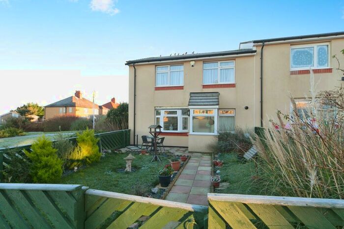 3 Bedroom Semi-Detached House For Sale In Swn Y Don, Colwyn Bay, Conwy, LL29