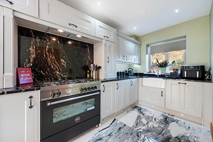 4 Bedroom Detached House For Sale In Langdale Crescent, Preston, PR2