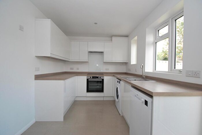 2 Bedroom House To Rent In Old Fosse Road, Bath, BA2