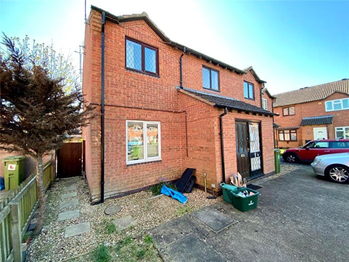 1 Bedroom Flat For Sale In Maythorn Drive, Cheltenham, Gloucestershire, GL51