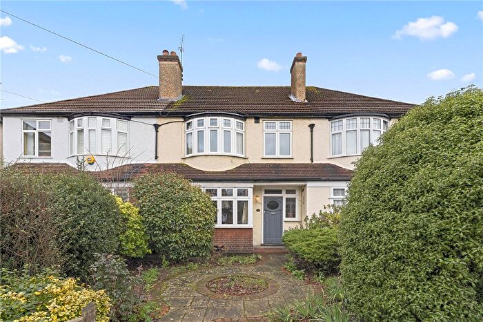 3 Bedroom Terraced House For Sale In Percy Road, Hampton, TW12