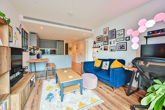 1 Bedroom Flat For Sale In Albert Embankment, Albert Embankment, London, SE1