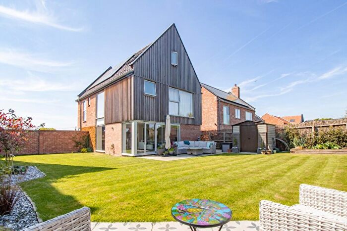 4 Bedroom Detached House For Sale In Davy Field, Ingoldisthorpe, PE31