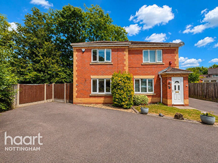 2 Bedroom Semi-Detached House For Sale In Windmill View, Nottingham, NG2