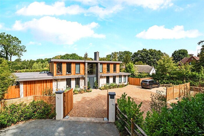 5 Bedroom Detached House For Sale In Worplesdon, Guildford, Surrey, GU3