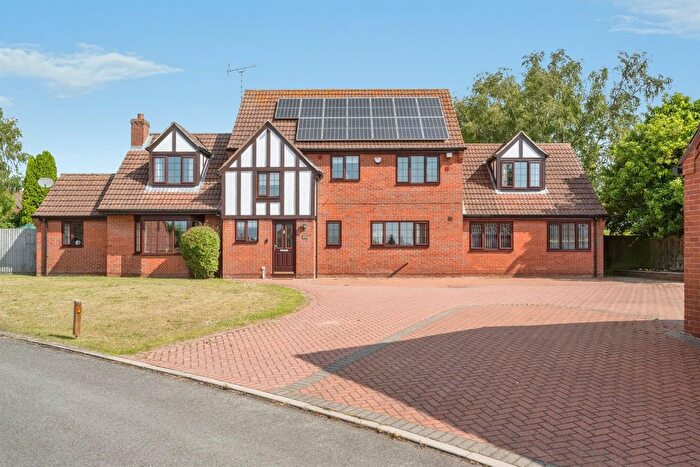4 Bedroom Detached House For Sale In Haxey Grange, Haxey, Doncaster, DN9