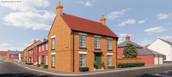 3 Bedroom Semi-Detached House For Sale In Mountbatten Park, Hoe Lane, North Baddesley, Hampshire, SO52