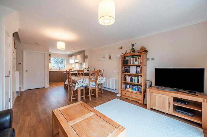 2 Bedroom End Of Terrace House For Sale In Diamond Jubilee Way, Wokingham, Berkshire, RG40
