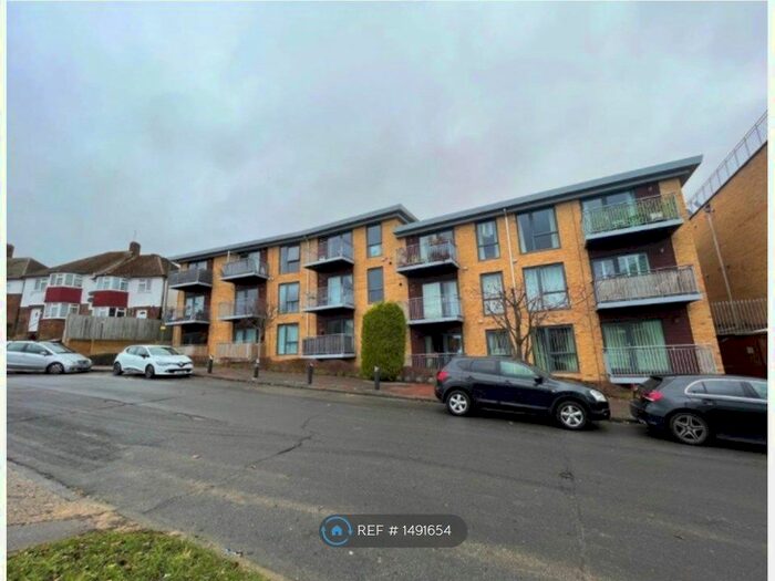 1 Bedroom Flat To Rent In Maylands Drive, Sidcup, DA14
