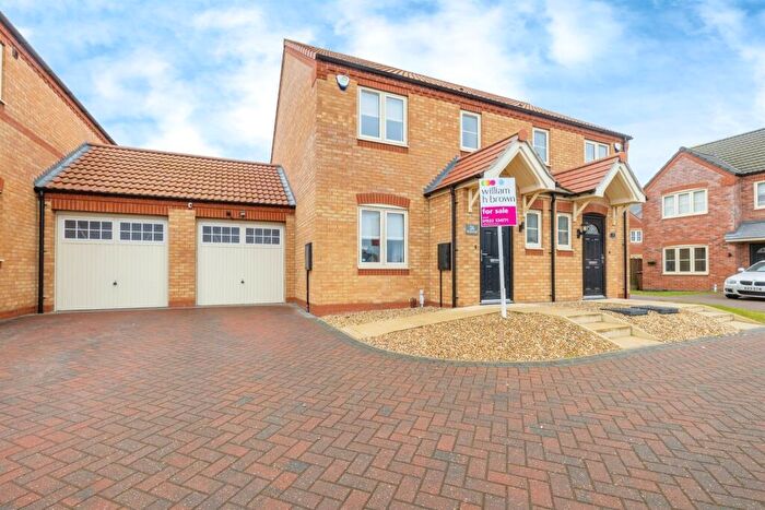 3 Bedroom Semi-Detached House For Sale In Harpers Road, Lincoln, LN2