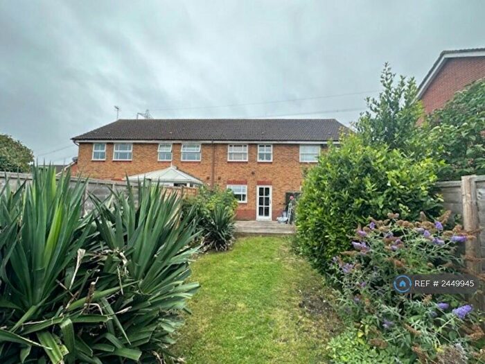 2 Bedroom Terraced House To Rent In Brunstock Beck, Didcot, OX11