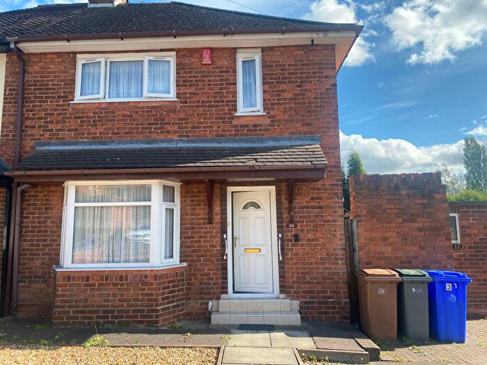 3 Bedroom Semi-detached House For Sale In Norman Avenue, Stoke-On-Trent, ST6