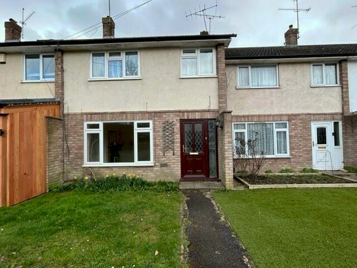 3 Bedroom Terraced House To Rent In Cherry Tree Close, GU14