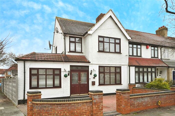 3 Bedroom End Of Terrace House For Sale In Tudor Road, Edmonton, London, N9