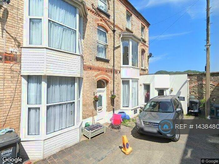 6 Bedroom Terraced House To Rent In Gilbert Grove, Ilfracombe, EX34