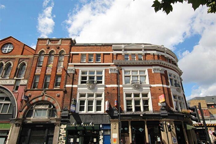 Flat To Rent In Shoreditch High Street, Shoreditch, E1