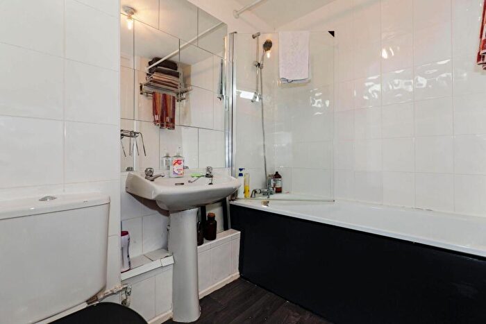 2 Bedroom Duplex For Sale In Hampsthwaite Road, Harrogate, HG1