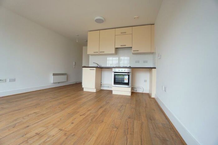 Studio To Rent In Alencon Link, Basingstoke, Hampshire, RG21