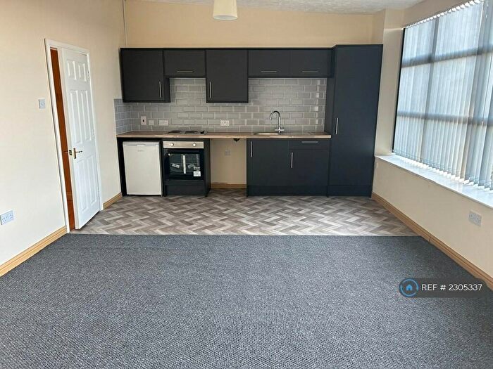 2 Bedroom Flat To Rent In Front Street, Leadgate, Consett, DH8