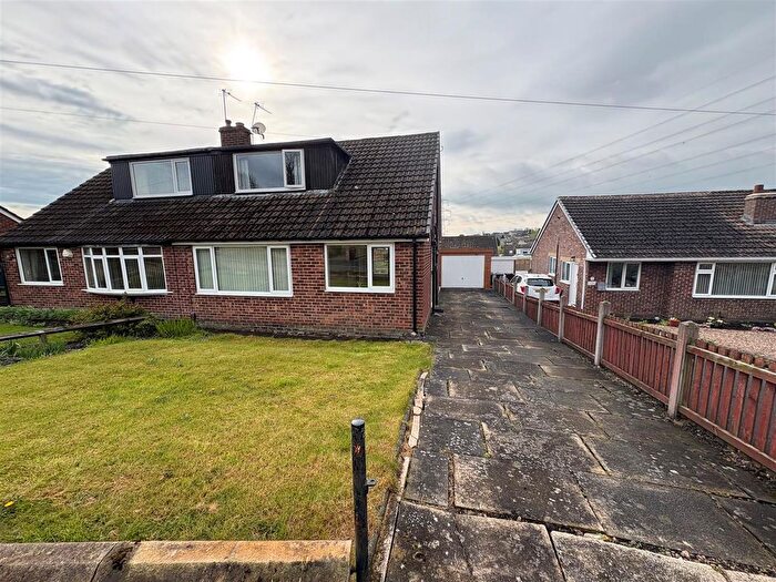 2 Bedroom Semi-Detached House For Sale In Markfield Avenue, Low Moor, Bradford, BD12