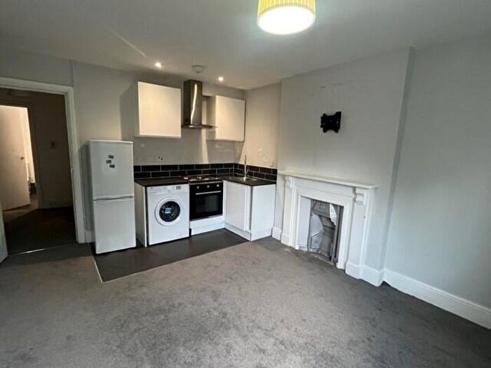 2 Bedroom Flat To Rent In Swinburne Street, Derby, DE1
