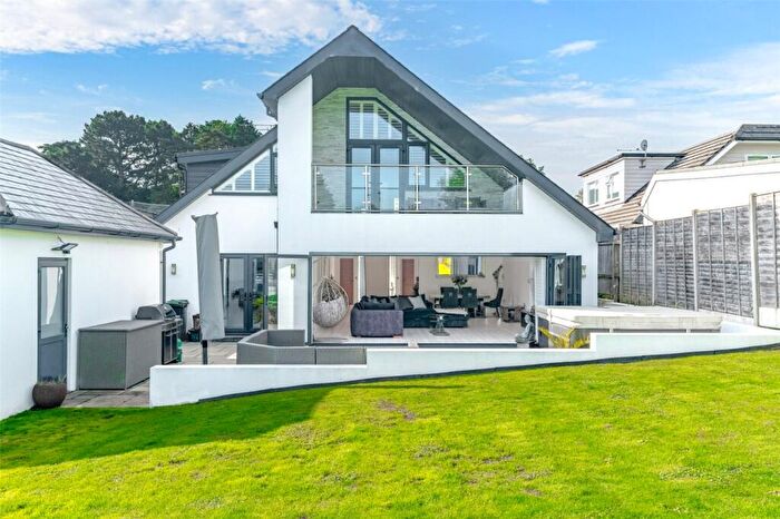 5 Bedroom Detached House For Sale In Albert Road, Corfe Mullen, Wimborne, Dorset, BH21