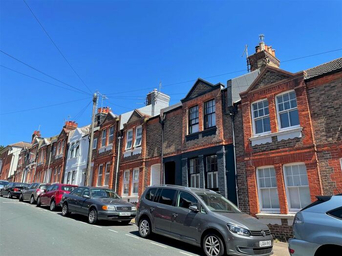 3 Bedroom Terraced House To Rent In White Street, Brighton, BN2