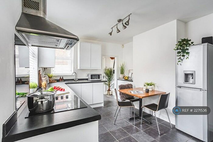 3 Bedroom End Of Terrace House To Rent In Peach Street, Derby, DE22