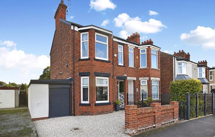 4 Bedroom Semi-Detached House For Sale In Eglinton Avenue, Hull, HU8