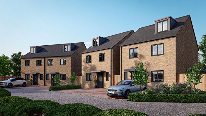 4 Bedroom Semi-detached House For Sale In Blossom Way, Carshalton, SM5