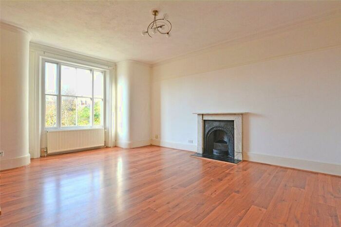 1 Bedroom Apartment To Rent In Granville Park, London, SE13
