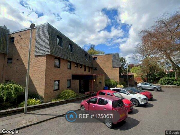 2 Bedroom Flat To Rent In Ballinard Gardens, Broughty Ferry, Dundee, DD5