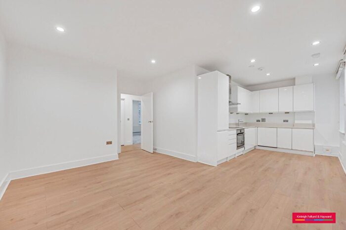 2 Bedroom Flat To Rent In London Road, Enfield, EN2