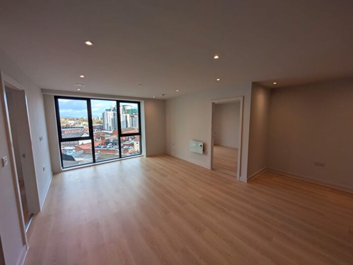 2 Bedroom Flat To Rent In Dutton Street, Manchester, M3