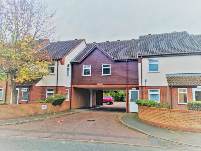 2 Bedroom Flat To Rent In Staithe Road, Wisbech, PE13