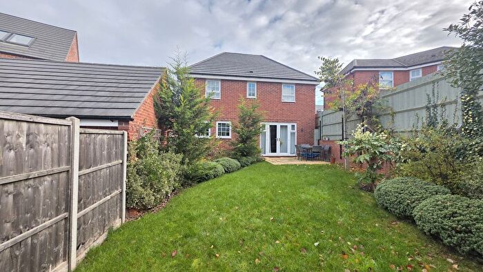 4 Bedroom Detached House For Sale In Ropeway, Bishops Itchington, CV47