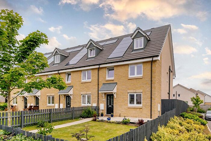 4 Bedroom Terraced House For Sale In Dentylion Park, Bilston, Roslin, Midlothian, EH25