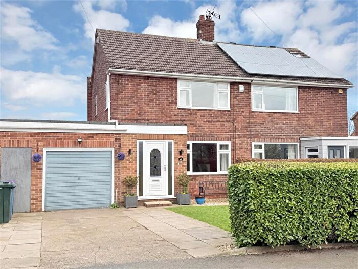 3 Bedroom Semi-Detached House For Sale In Clumber Drive, Radcliffe-On-Trent, Nottingham, NG12