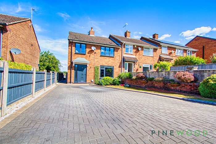 3 Bedroom Detached House To Rent In Chapman Lane, Grassmoor, Chesterfield, Derbyshire, S42