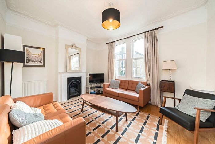 4 Bedroom Flat For Sale In Acre Lane, Brixton, SW2