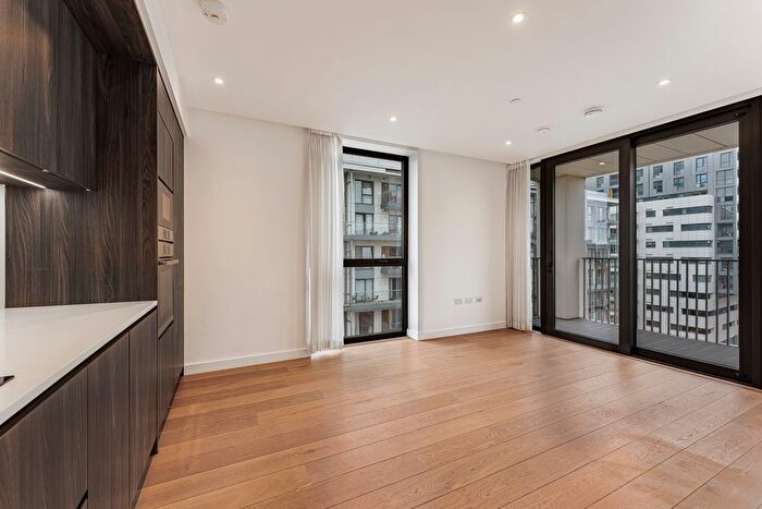 2 Bedroom Flat For Sale In The Fulmar, Reminder Lane, Lower Riverside, Greenwich Peninsula, SE10