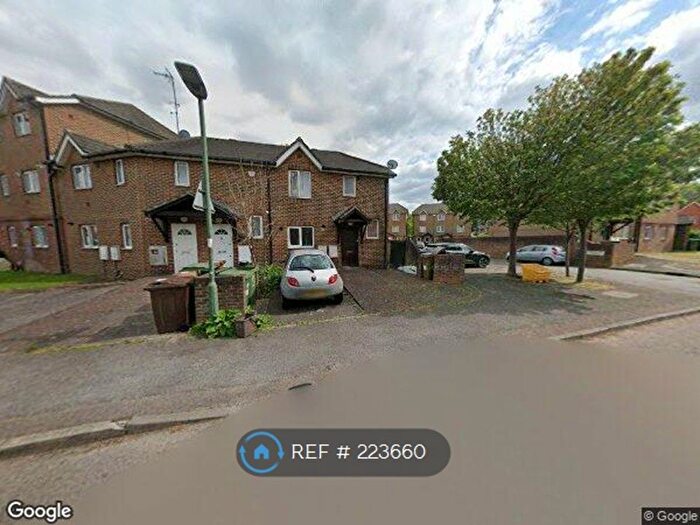 3 Bedroom End Of Terrace House To Rent In Devonshire Road, Carshalton, SM5