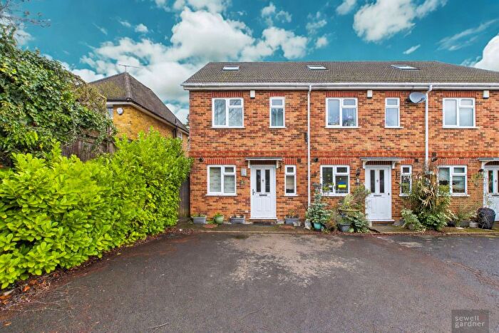 3 Bedroom End Of Terrace House For Sale In Clovers Court, Chorleywood, Rickmansworth, WD3