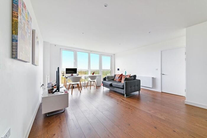 1 Bedroom Flat To Rent In Grayston House, Astell Road, Kidbrooke Village, Kidbrooke, SE3