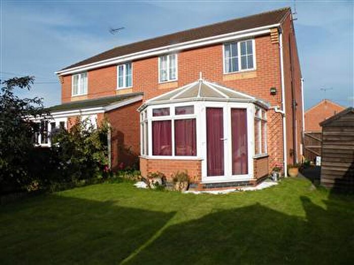 3 Bedroom House To Rent In Belle Vue Lane, Blidworth, NG21