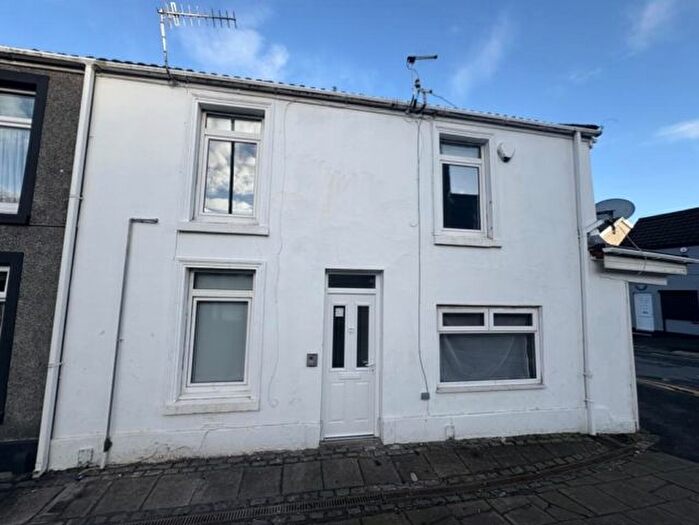2 Bedroom Flat To Rent In Woodfield Street, Morriston, Swansea, SA6